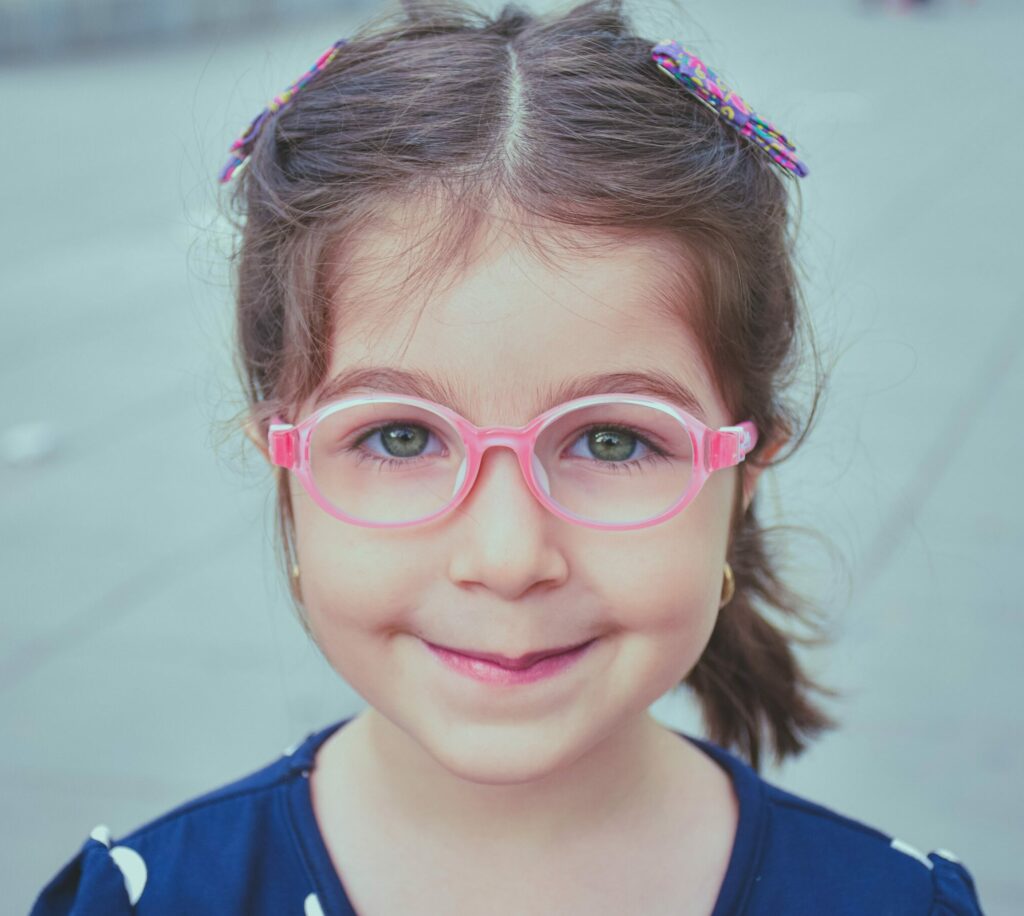 control-miopia-servicios-de-vision-zenvision Control miopía servicios de visión Zenvision